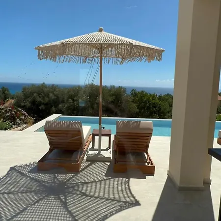 Thalassa Haven Lourdas *