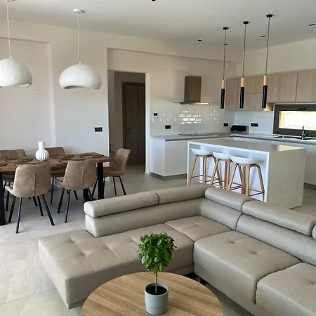 Thalassa Haven Lourdas Вилла Лурдата