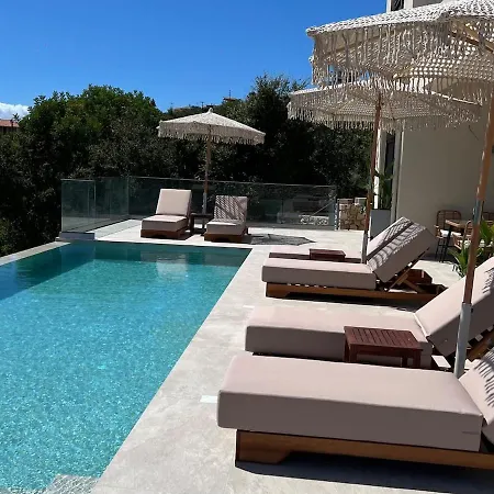 Thalassa Haven Lourdas Лурдата