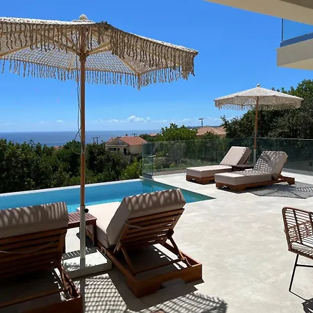 Thalassa Haven Lourdas Villa