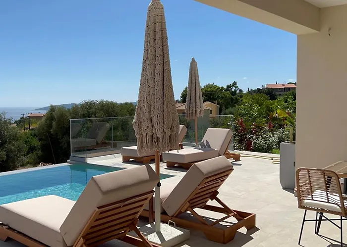 Thalassa Haven Lourdas *