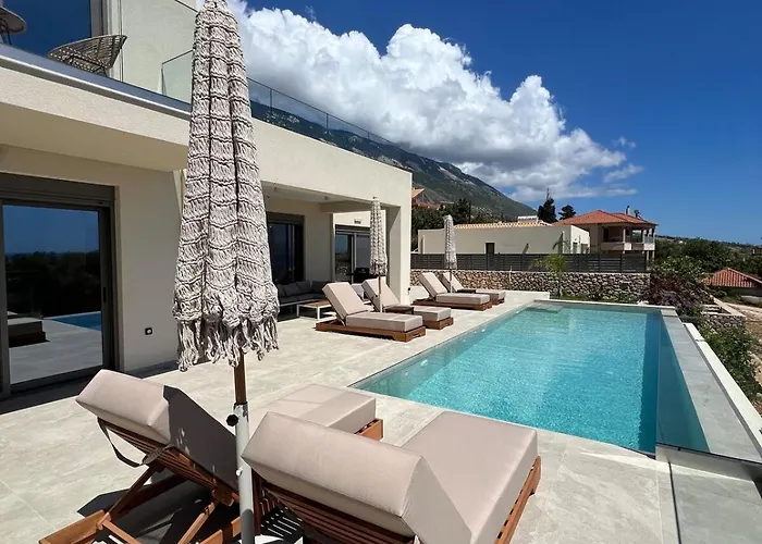 Thalassa Haven Lourdas *