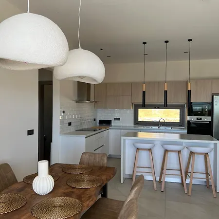 빌라 Thalassa Haven Lourdas *